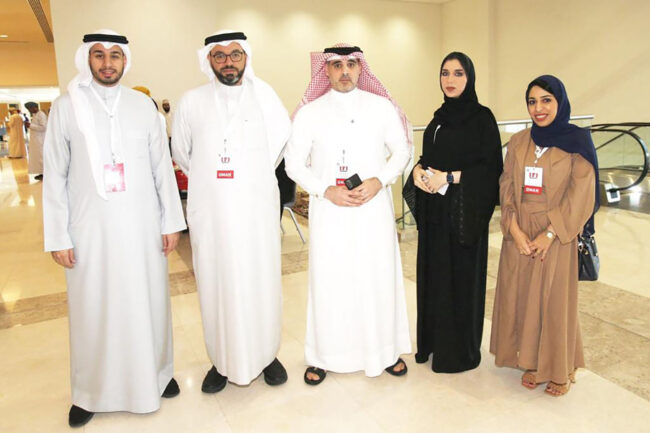 وفد جمعية الصحفيين البحرينية يشارك في المؤتمر الدولي للاتحاد الدولي للصحفيين وفد جمعية الصحفيين البحرينية يشارك في المؤتمر الدولي للاتحاد الدولي للصحفيين