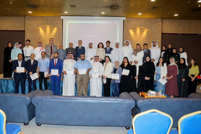 الصحفيين البحرينية تختتم الدورة التدريبية “اللغة الإنجليزية للصحفيين” الصحفيين البحرينية تختتم الدورة التدريبية "اللغة الإنجليزية للصحفيين"